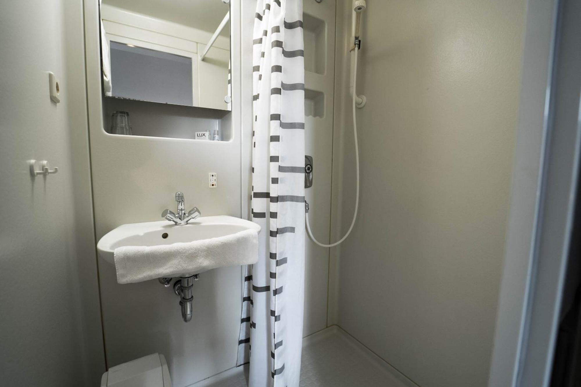 Berghotel Deutscher Flieger Wasserkuppe Gersfeld Habitación foto
