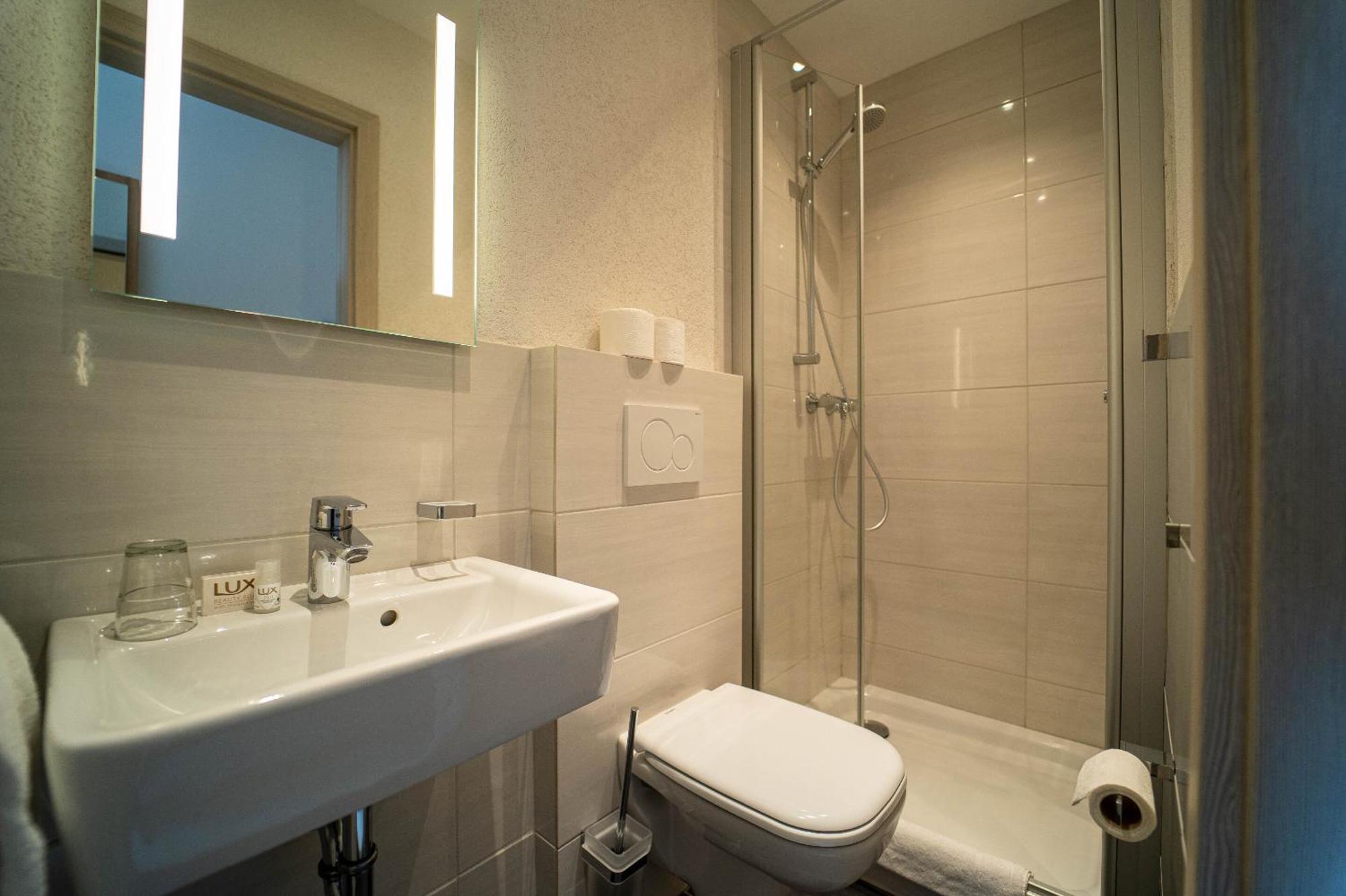Berghotel Deutscher Flieger Wasserkuppe Gersfeld Habitación foto