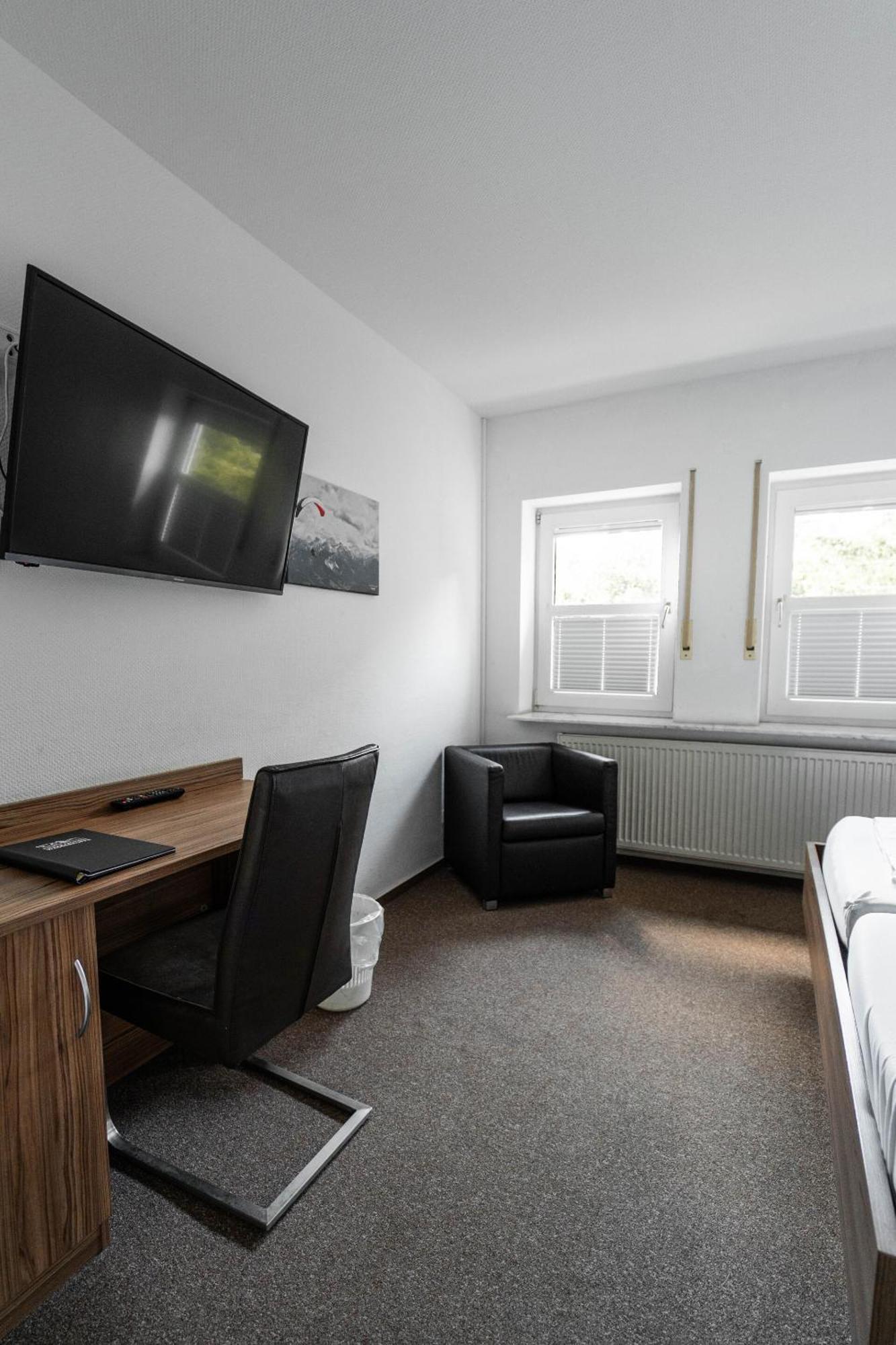 Berghotel Deutscher Flieger Wasserkuppe Gersfeld Habitación foto